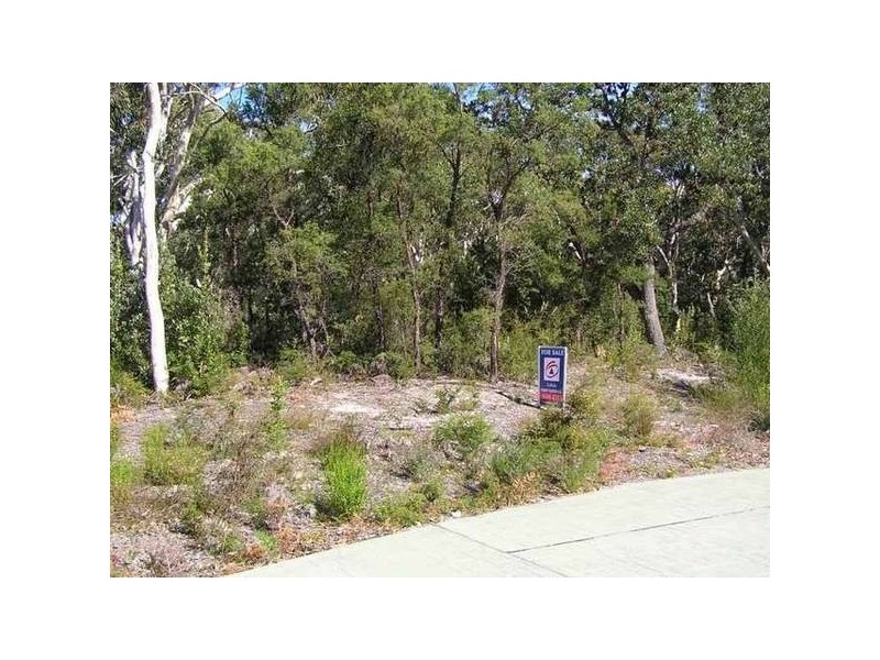 15 Caffrey Circuit, Callala Beach NSW 2540
