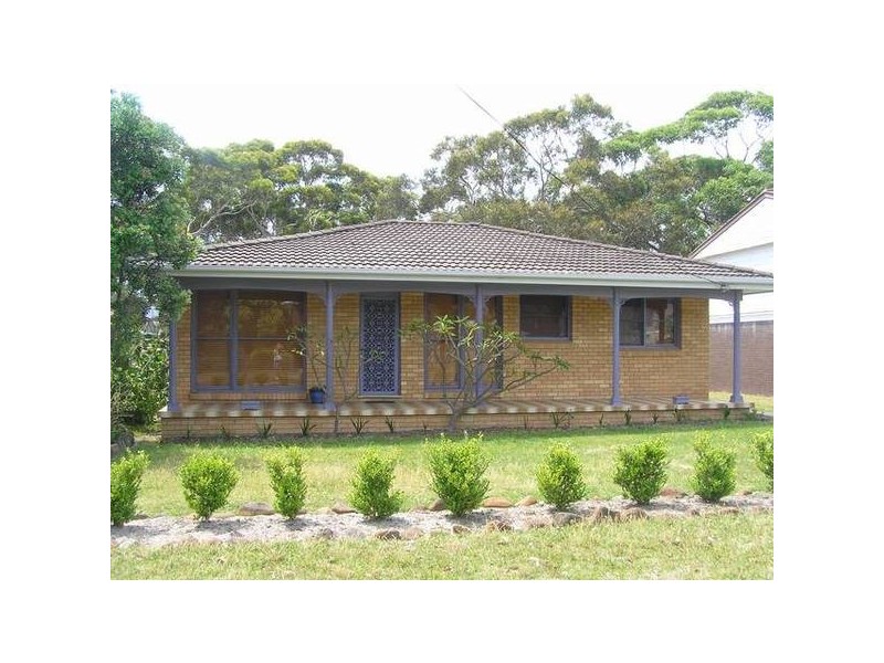 104 Watts Road, Callala Beach NSW 2540