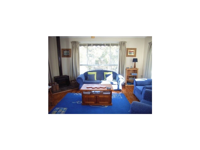 6 Mitchell Road, Callala Bay NSW 2540