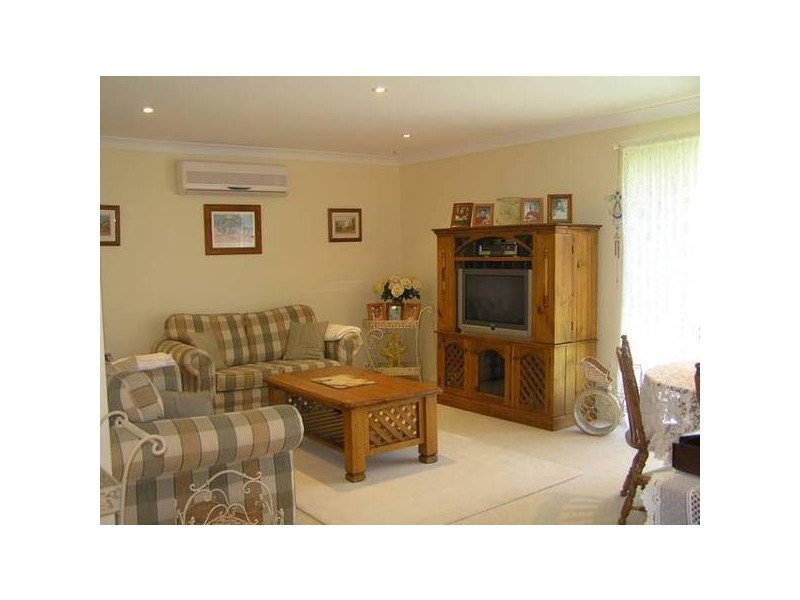 7 Hollingsworth Crescent, Callala Bay NSW 2540