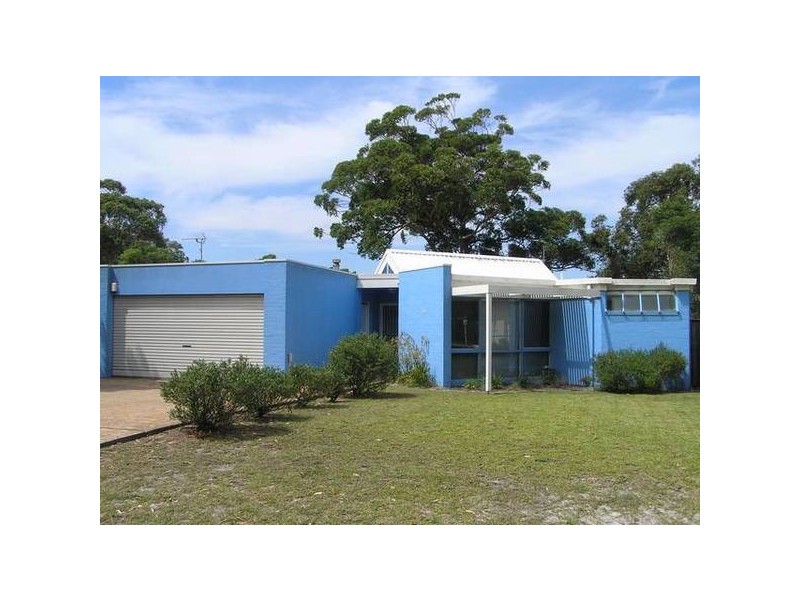 112 Watts Road, Callala Beach NSW 2540