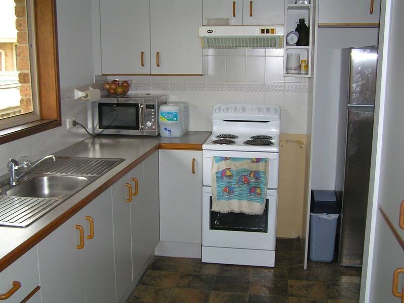 2/104 The Lake Circuit, Culburra Beach NSW 2540