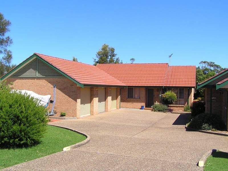 2/104 The Lake Circuit, Culburra Beach NSW 2540