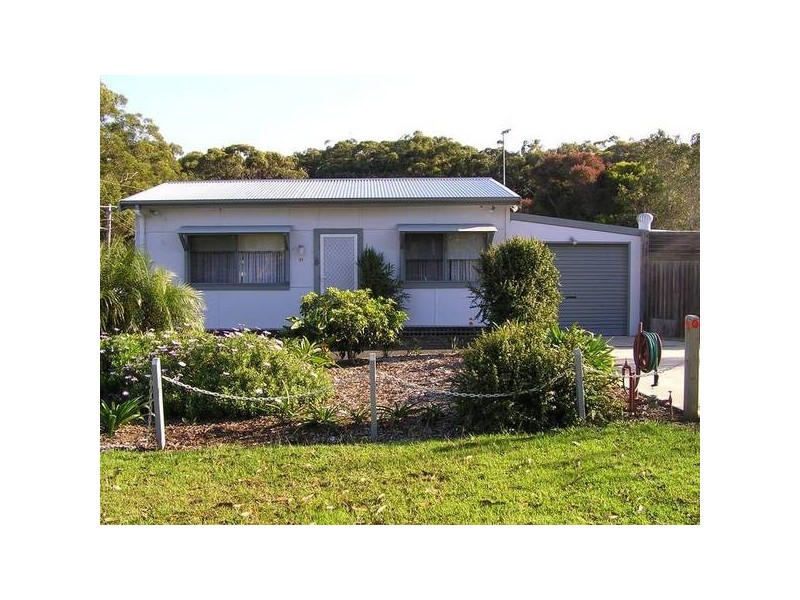 21 Greenbank Grove, Culburra Beach NSW 2540