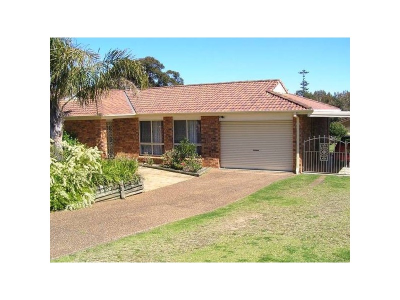 11 Silvermere Street, Culburra Beach NSW 2540