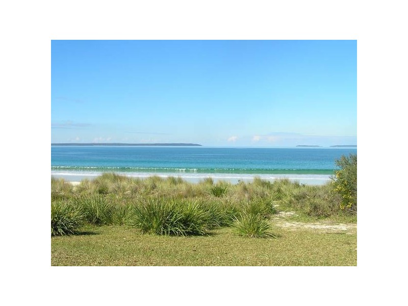 11 Quay Road, Callala Beach NSW 2540