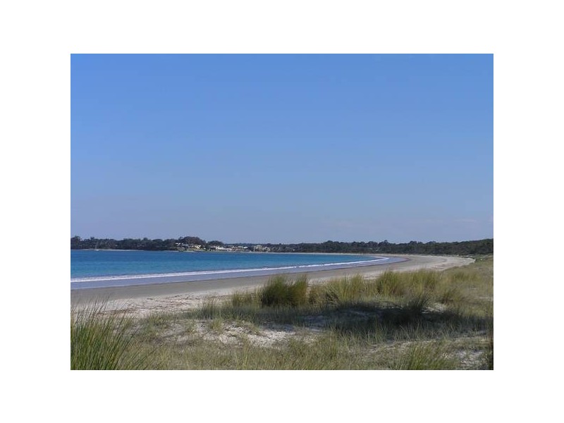 11 Quay Road, Callala Beach NSW 2540