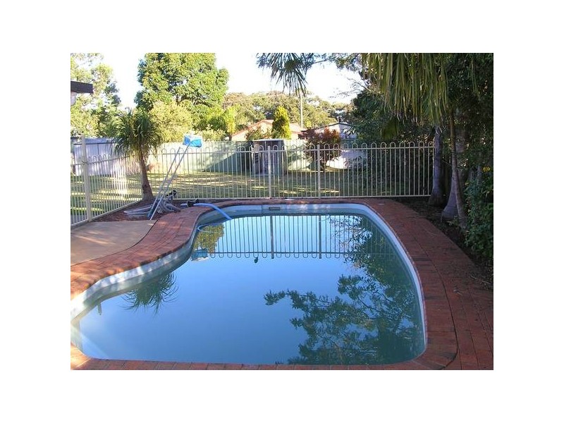 16 Otranto Ave, Orient Point NSW 2540
