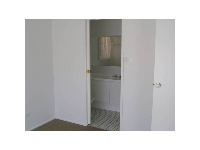 16 Otranto Ave, Orient Point NSW 2540
