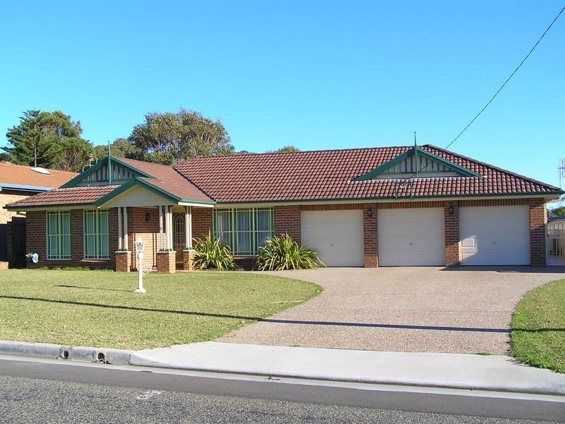 13 Allerton Avenue, Culburra Beach NSW 2540