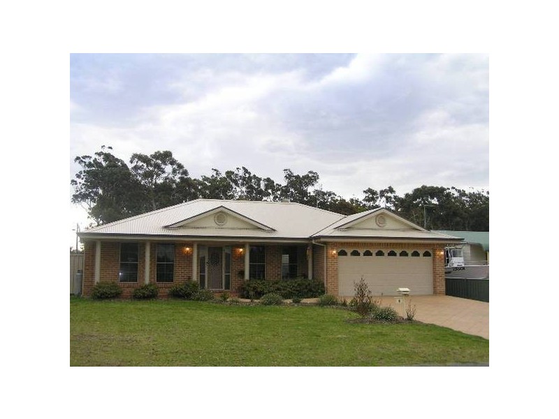 1 Stott Crescent, Callala Bay NSW 2540