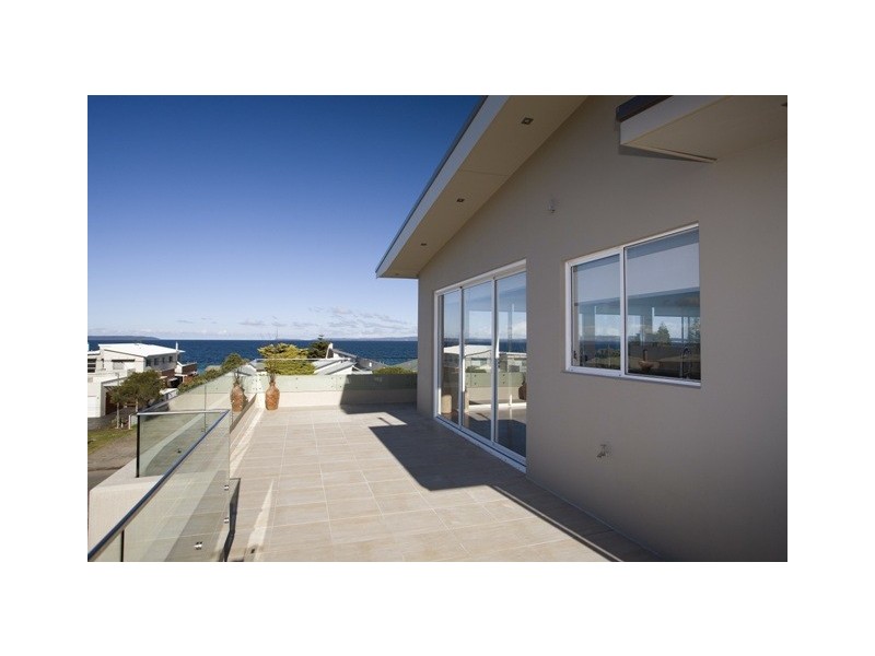 6&7/114a Quay Road, Callala Beach NSW 2540