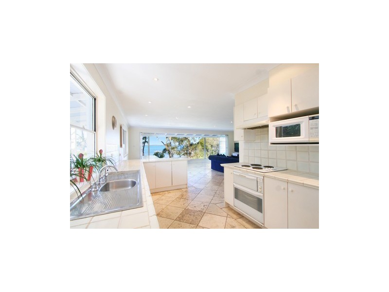 36 Boorawine Terrace, Callala Bay NSW 2540