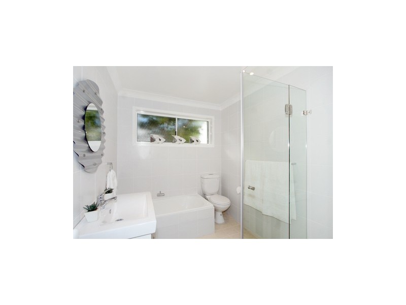 36 Boorawine Terrace, Callala Bay NSW 2540