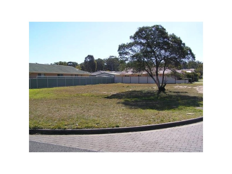 208 Emmett Street, Callala Bay NSW 2540