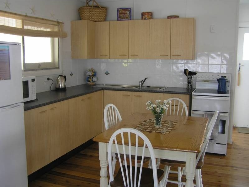 90 Queen Mary Street, Callala Beach NSW 2540