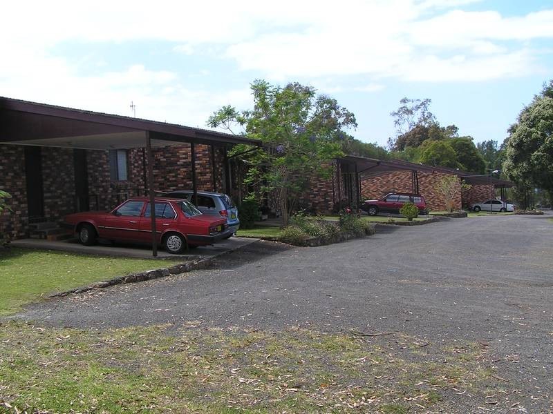 49 Brinawarr Street, Bomaderry NSW 2541