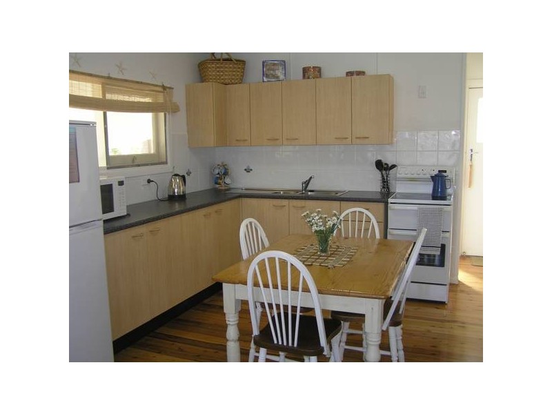 90 Queen Mary Street, Callala Beach NSW 2540