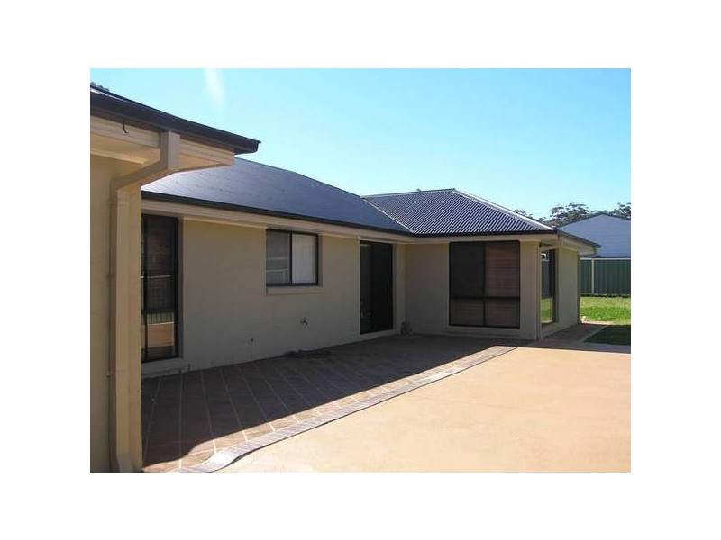 9 Carson Crescent, Callala Bay NSW 2540