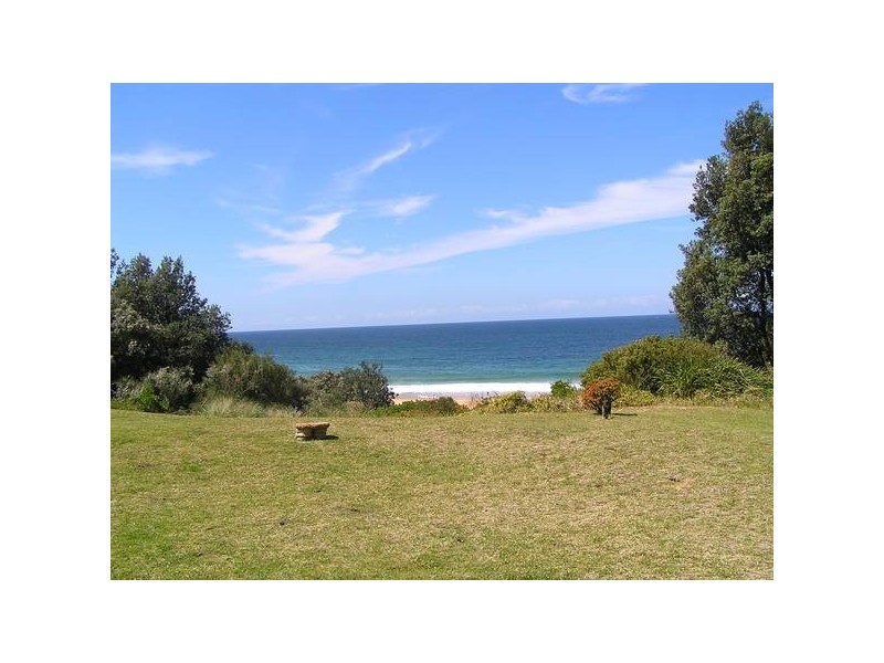 10 Farrant Avenue, Culburra Beach NSW 2540