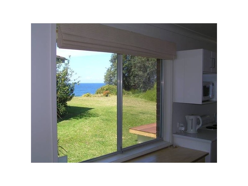 10 Farrant Avenue, Culburra Beach NSW 2540