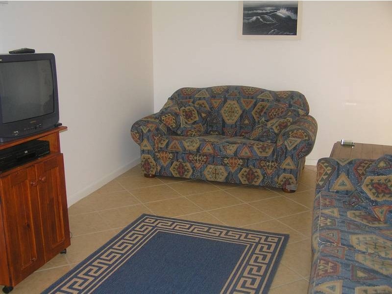 33 Sydney Avenue, Callala Bay NSW 2540