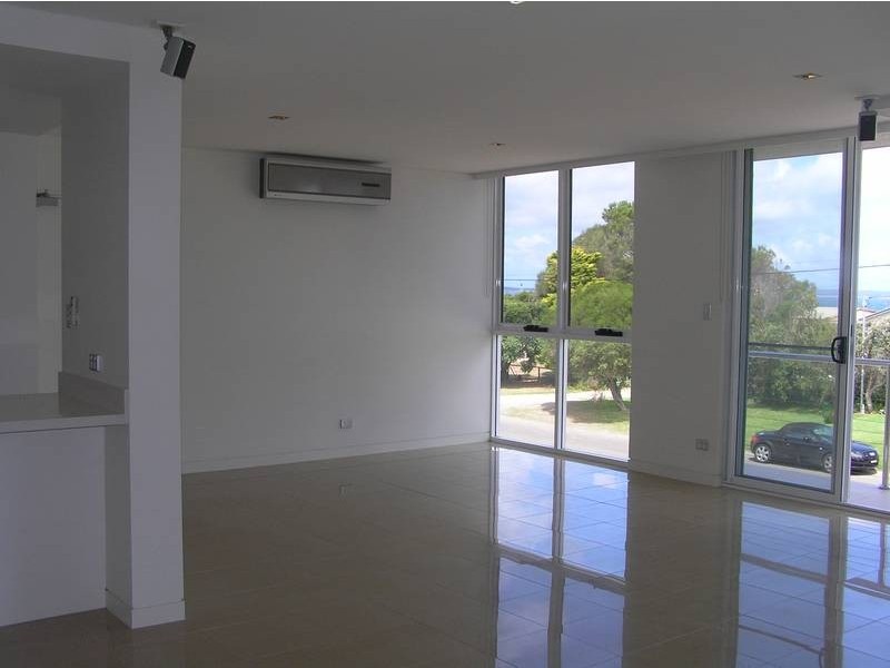 1/114a Quay Road, Callala Beach NSW 2540