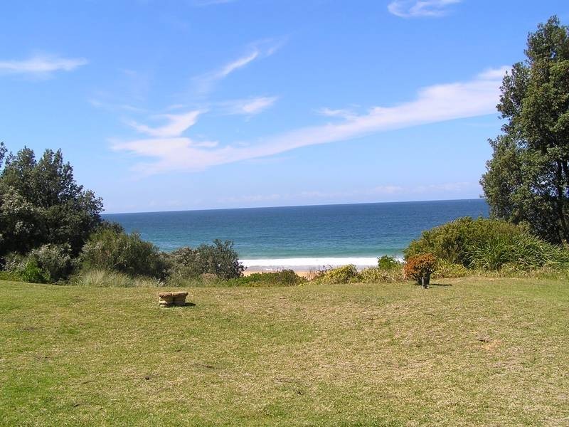 10 Farrant Avenue, Culburra Beach NSW 2540