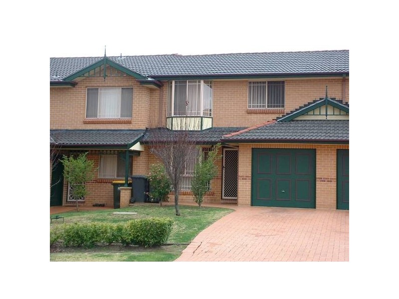 Parkholme Cct, Englorie Park NSW 2560
