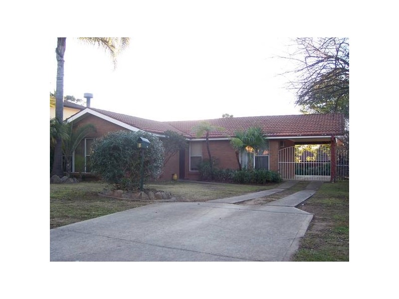 5 Meteor Pl, Raby NSW 2566