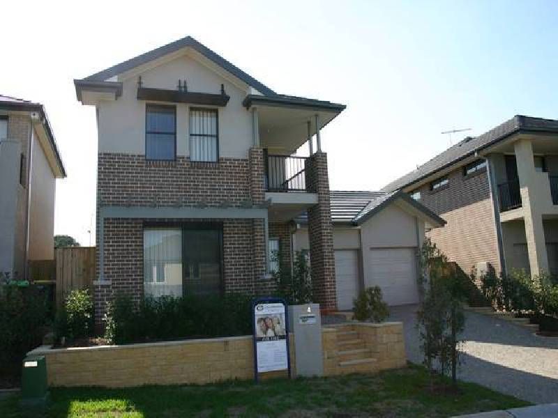 34 Paley Street, Campbelltown NSW 2560