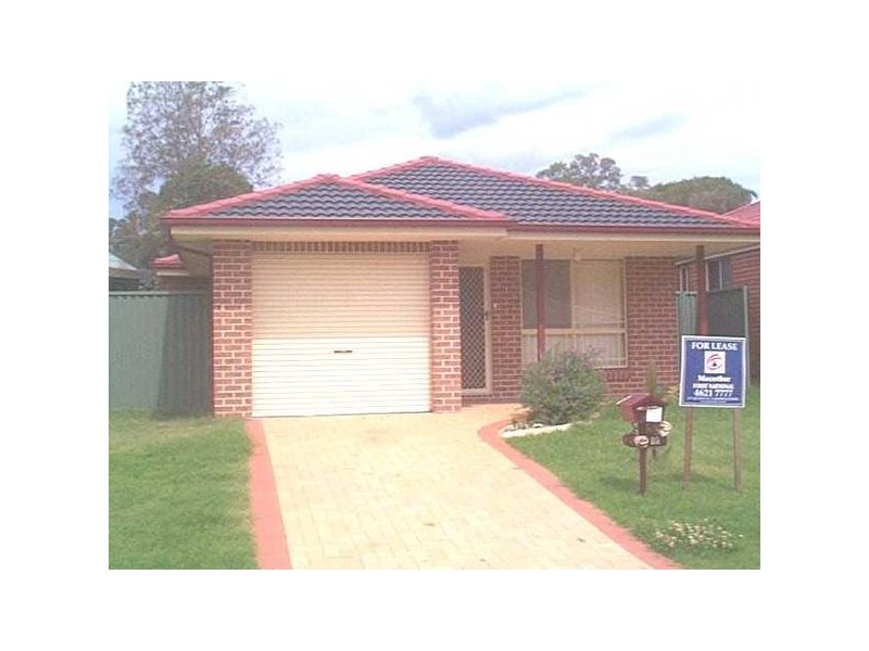 17 Webb, Minto NSW 2566