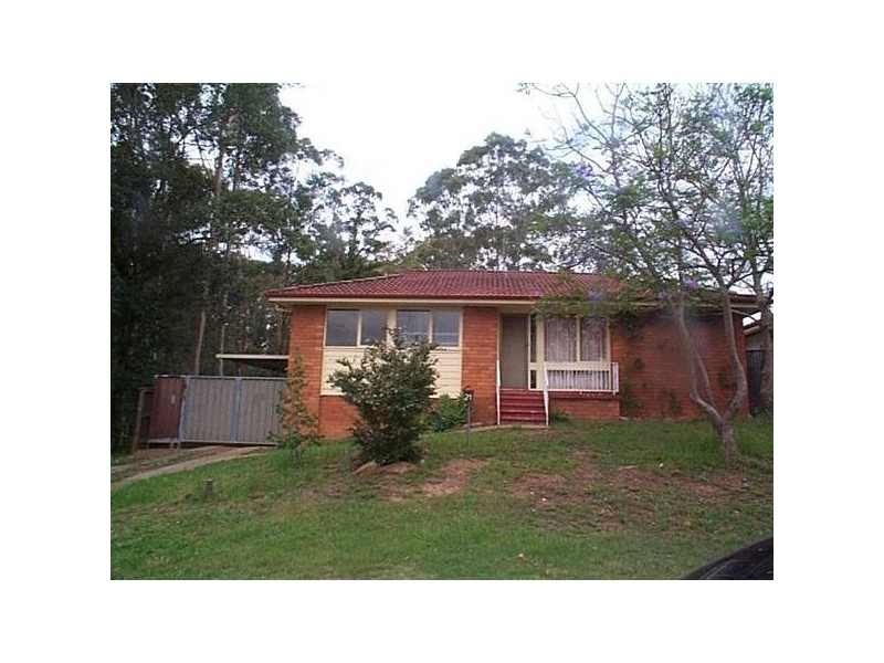 24 Dickens Rd, Ambarvale NSW 2560