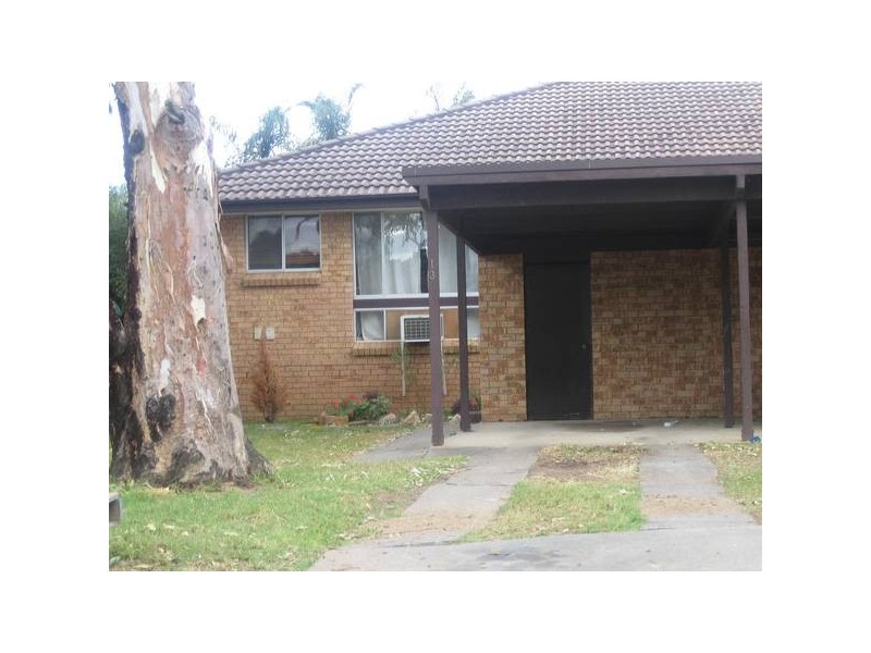 Groundsel Ave, Macquarie Fields NSW 2564