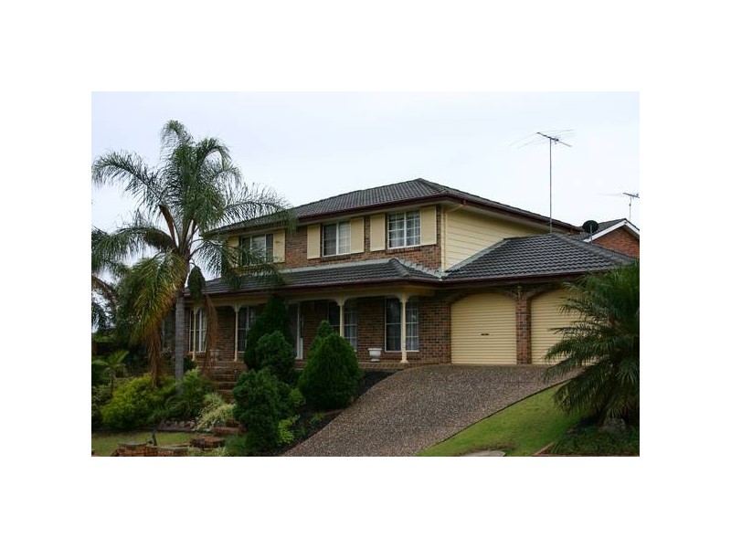 1 Somercotes Cl, Glen Alpine NSW 2560