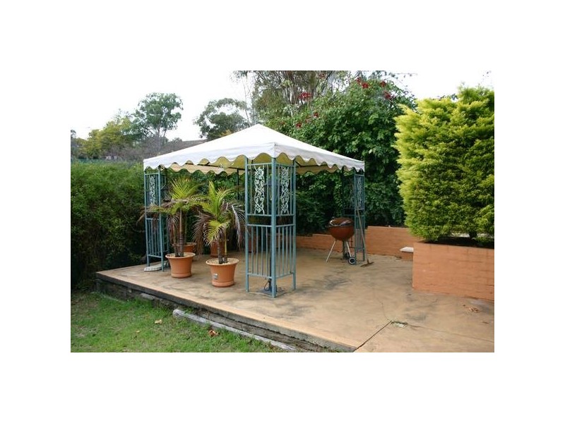 21 Jarndyce Ave, Ambarvale NSW 2560