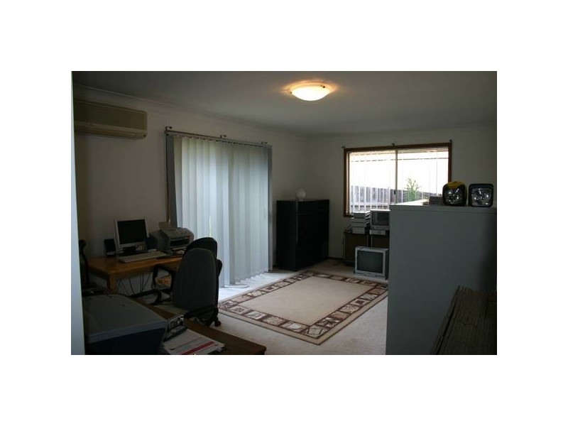 11 Laguna Pl, Glen Alpine NSW 2560