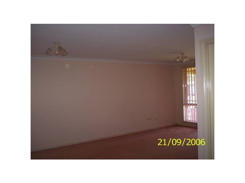 Potaroo Cres, St Helens Park NSW 2560