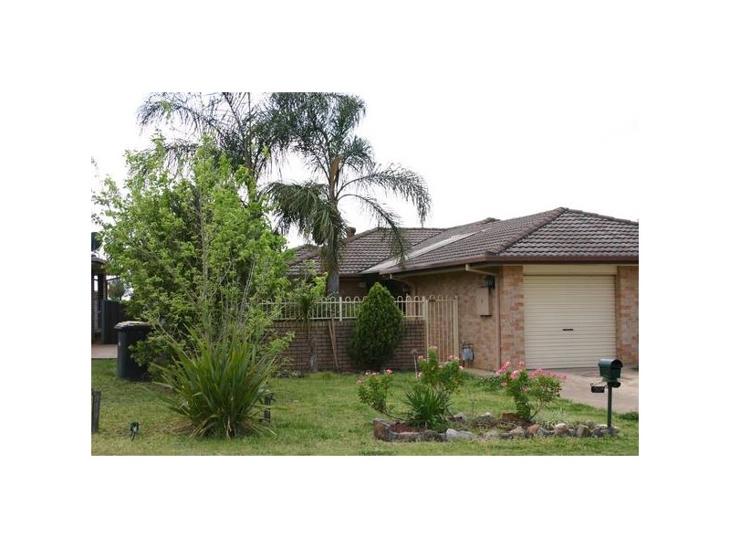 Glendower Street, Rosemeadow NSW 2560