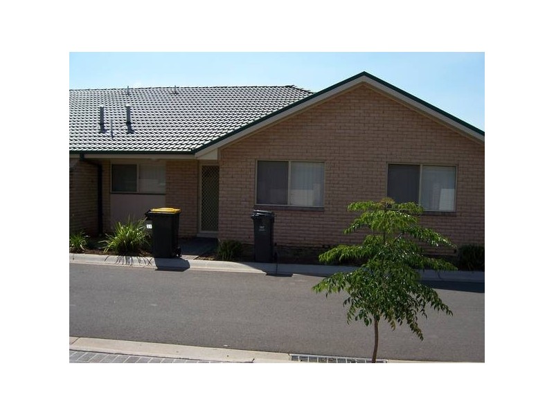31/17-21 Poplar Cres, Bradbury NSW 2560