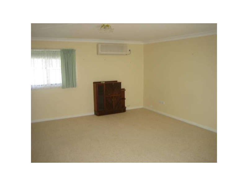 4/9 Innes St, Campbelltown NSW 2560