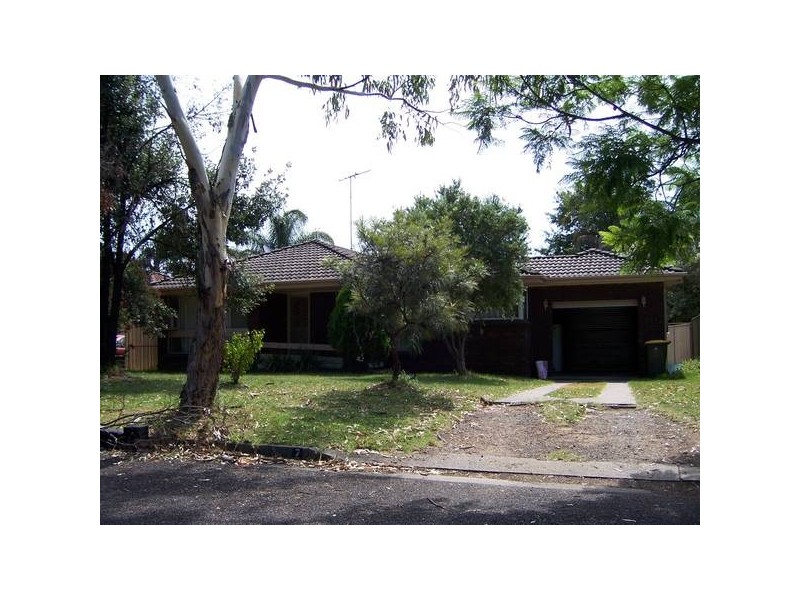 2 Jamison St, Ruse NSW 2560