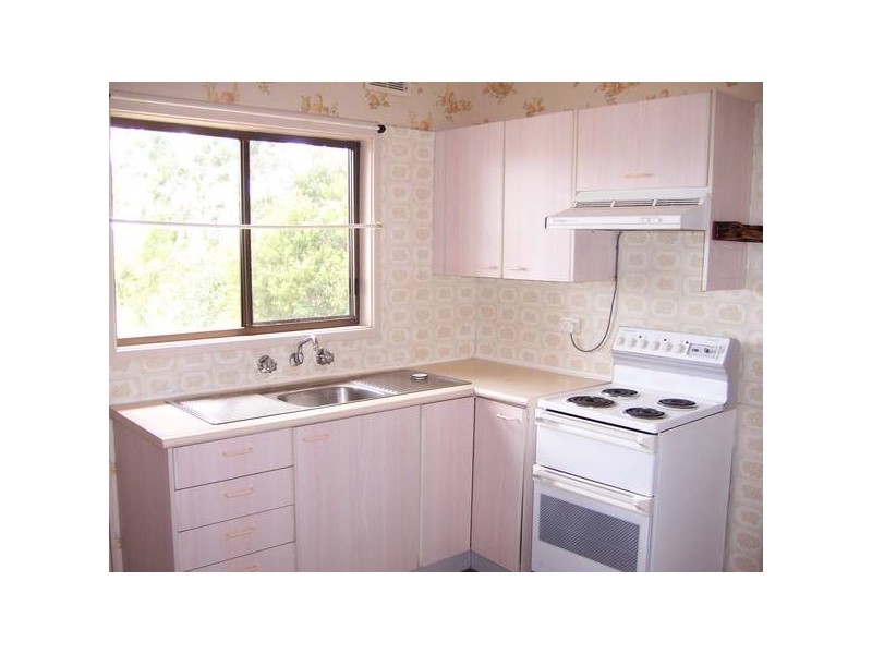 28 Austin Ave, Campbelltown NSW 2560