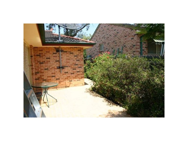 73 Chamberlain St, Campbelltown NSW 2560