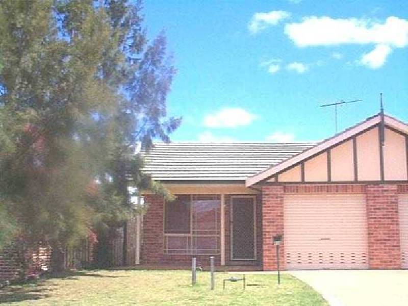 41B Potoroo Ave, St Helens Park NSW 2560