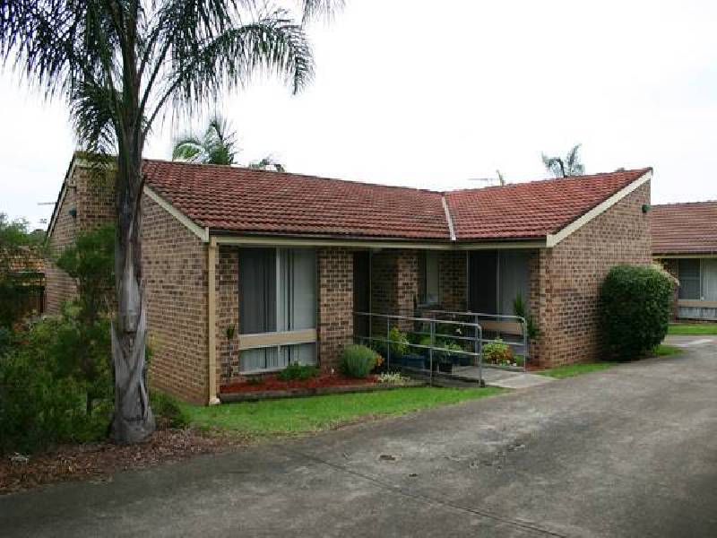 1/23 Second Ave, Macquarie Fields NSW 2564