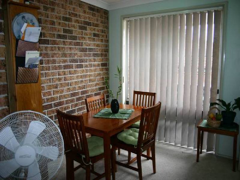 1/23 Second Ave, Macquarie Fields NSW 2564