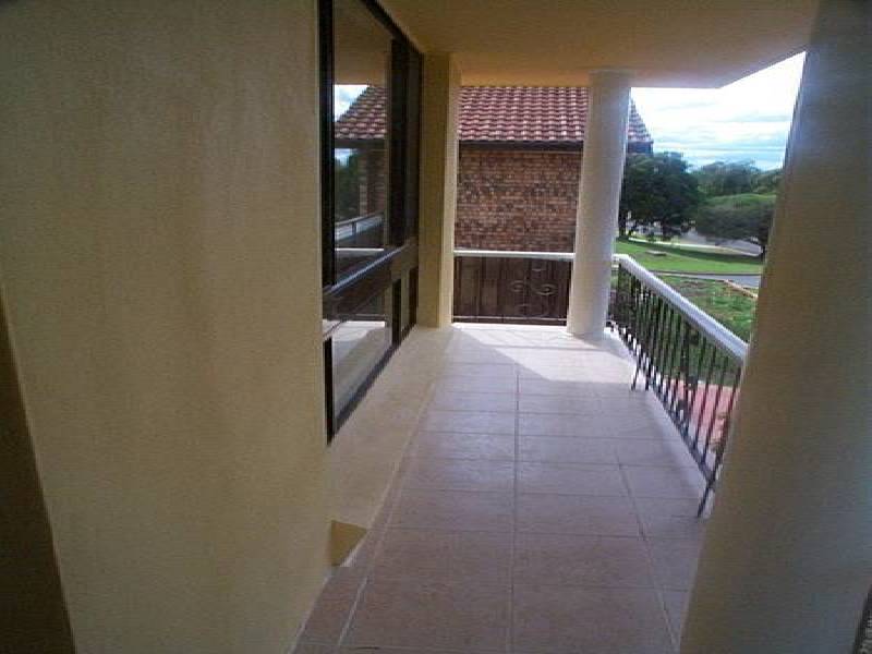 Queenscliff Dr, Woodbine NSW 2560