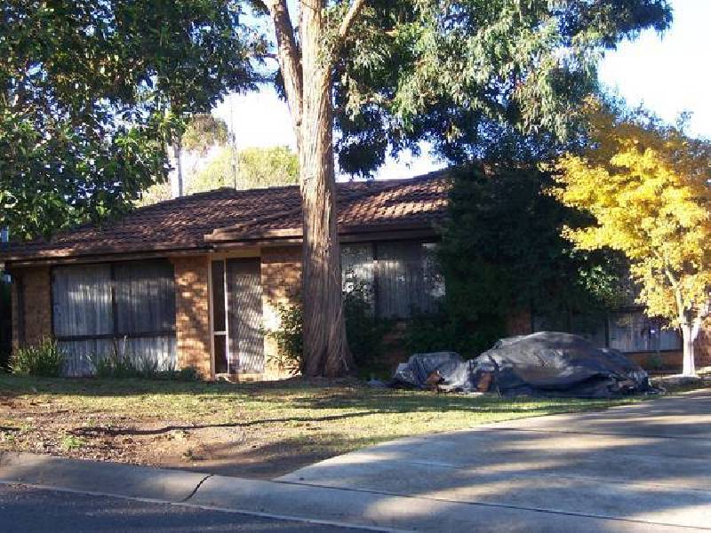 Haredale St, Ambarvale NSW 2560