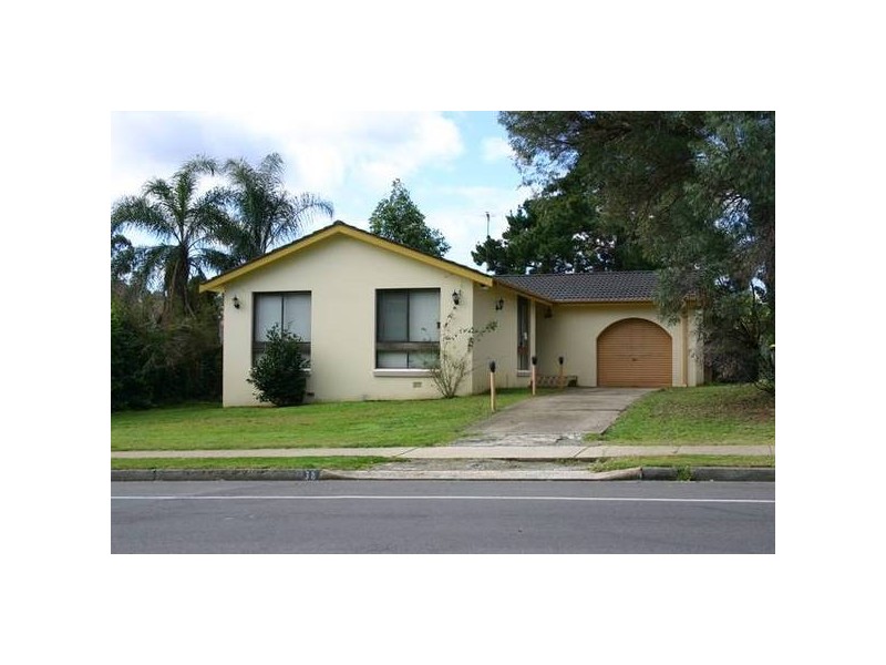 The Parkway, Bradbury NSW 2560